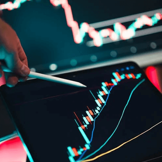 GloraX Aurven - Team di esperti di criptovalute